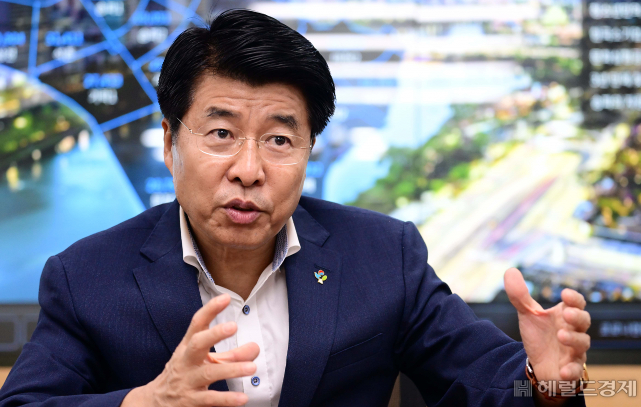 서강석 서울 송파구청장은 25일 헤럴드경제와 인터뷰에서 “송파구를 88올림픽 도시로 브랜딩하겠다”고 말했다. 이상섭 기자
