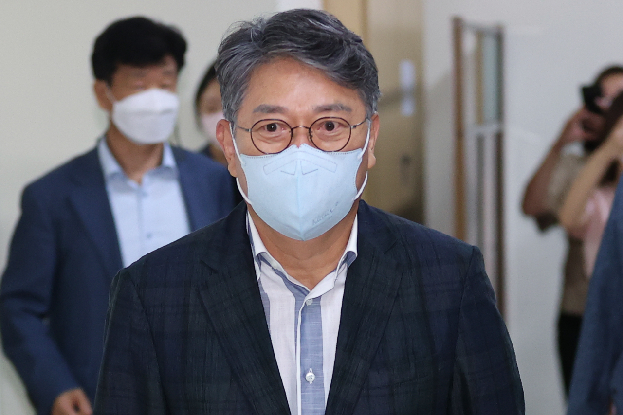 곽재선 KG그룹 회장이 26일 서울 서초구 서울회생법원에서 열린 쌍용차 관계인집회에 참석하고 있다. [연합]