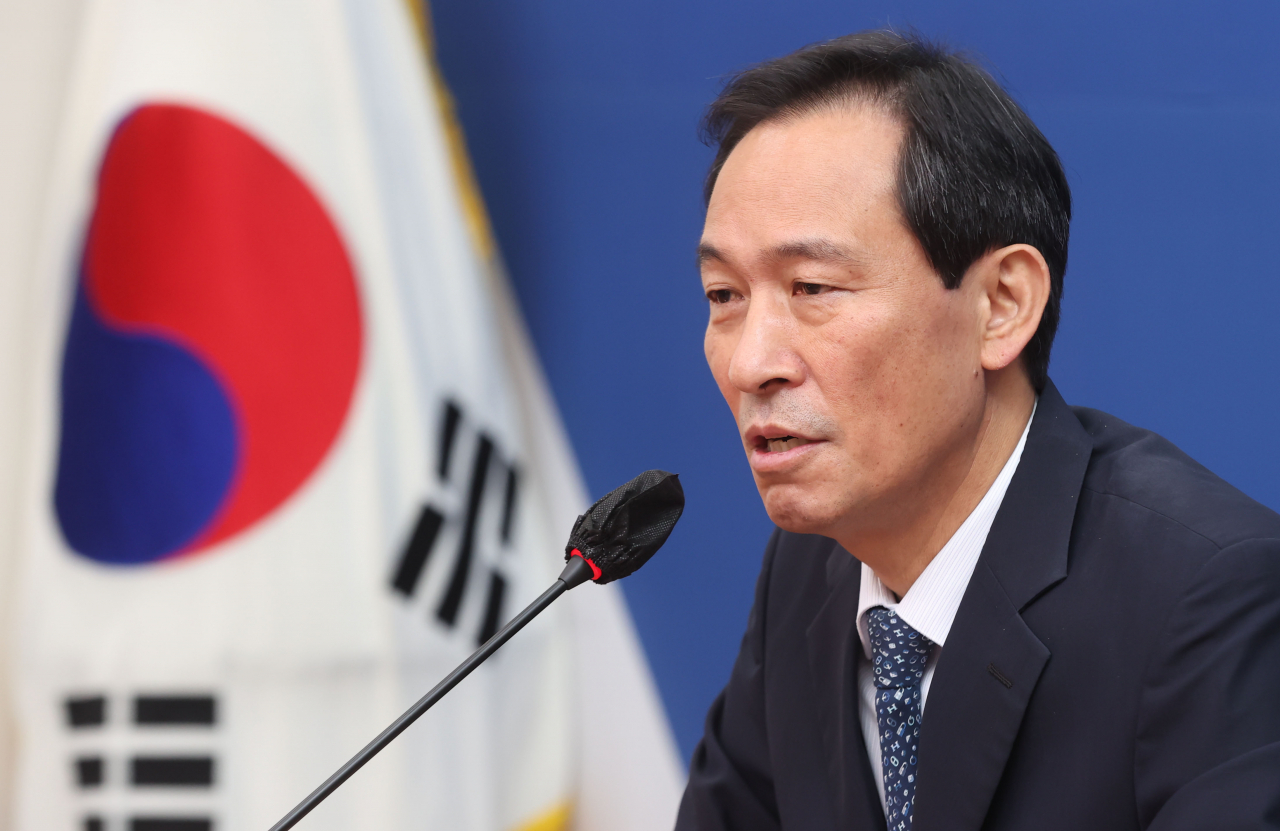우상호 더불어민주당 비상대책위원장이 26일 오전 서울 여의도 국회에서 열린 비대위 활동 마지막 기자간담회에서 소회를 밝히고 있다. [연합]