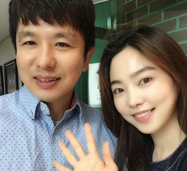 이지성 작가와 정치인 차유람 [인스타그램]