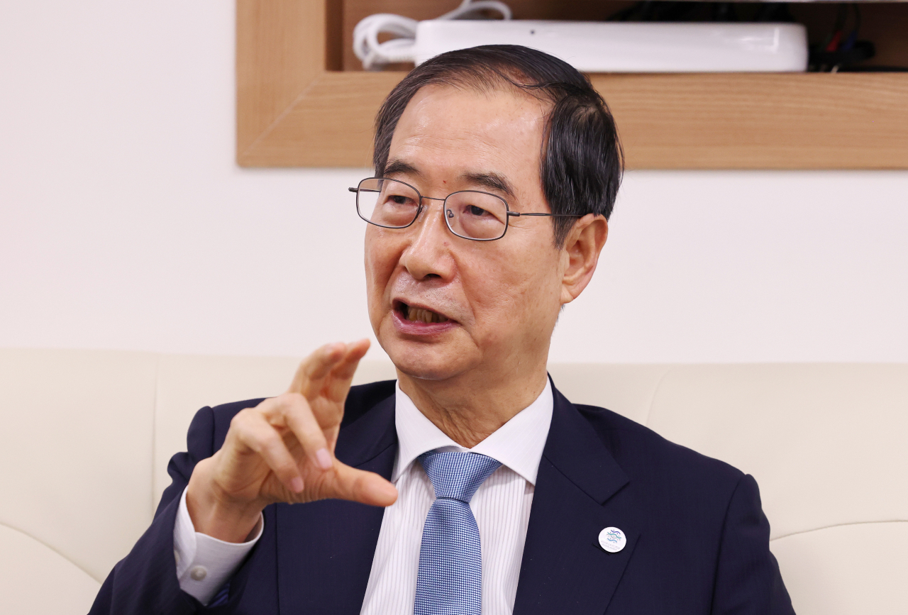 한덕수 국무총리가 30일 오전 정부세종청사에서 열린 출입기자단 간담회에서 발언하고 있다. [연합]