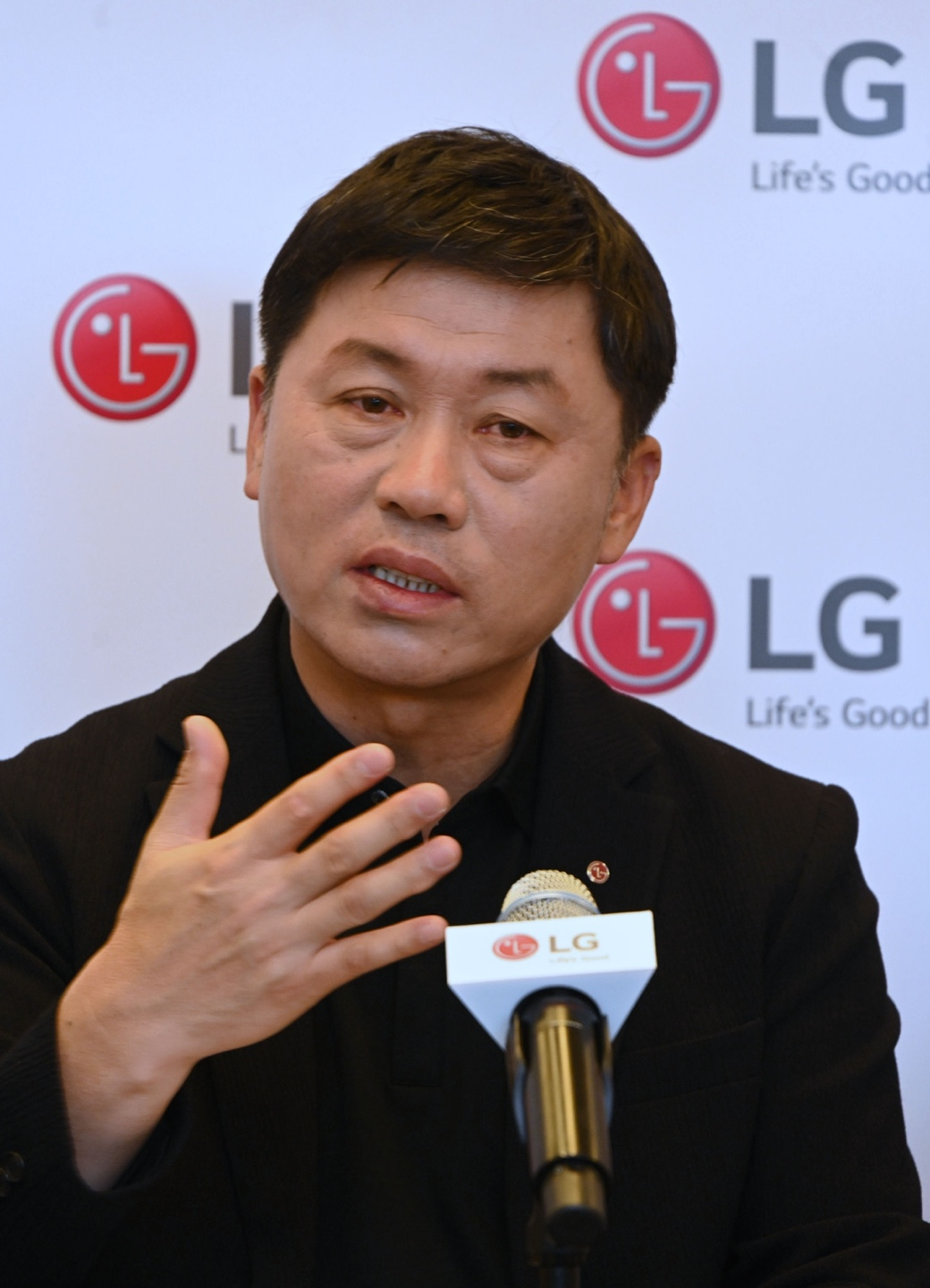 1일(현지시간) 오전 독일 베를린에서 열린 LG전자 기자간담회에서 류재철 LG전자 H&A 사업본부장 부사장이 발언하고 있다.[LG전자 제공]