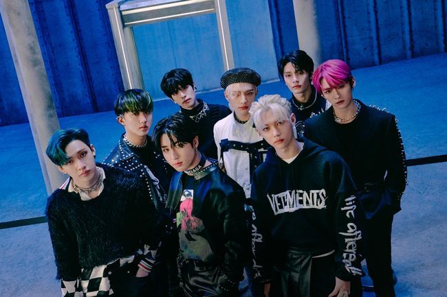 (Credit: JYP Entertainment)