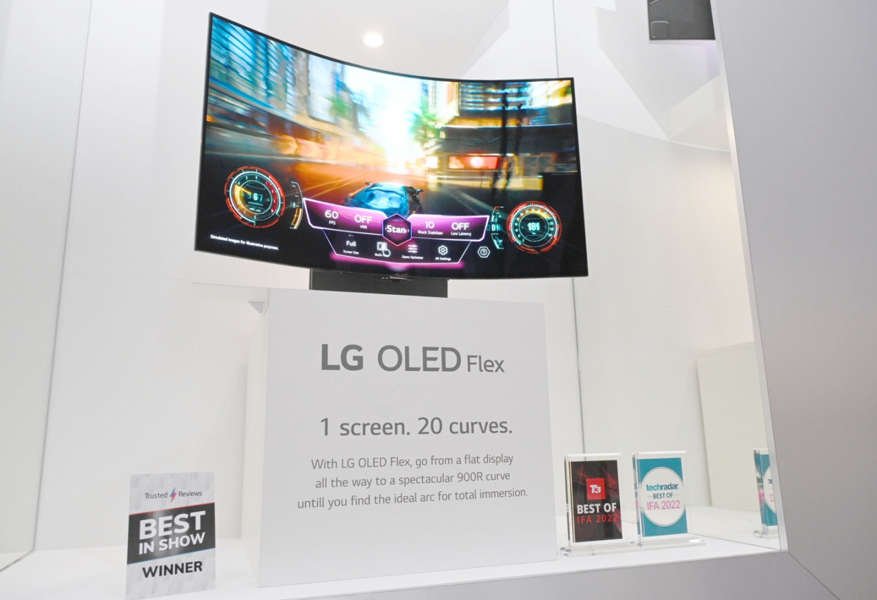 IFA 202 전시회에서 처음 공개한 LG 벤더블 올레드 TV 플렉스[LG전자 제공]