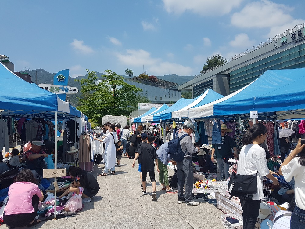 2019년 '꿈의 장터' 개최 모습. [강북구 제공]