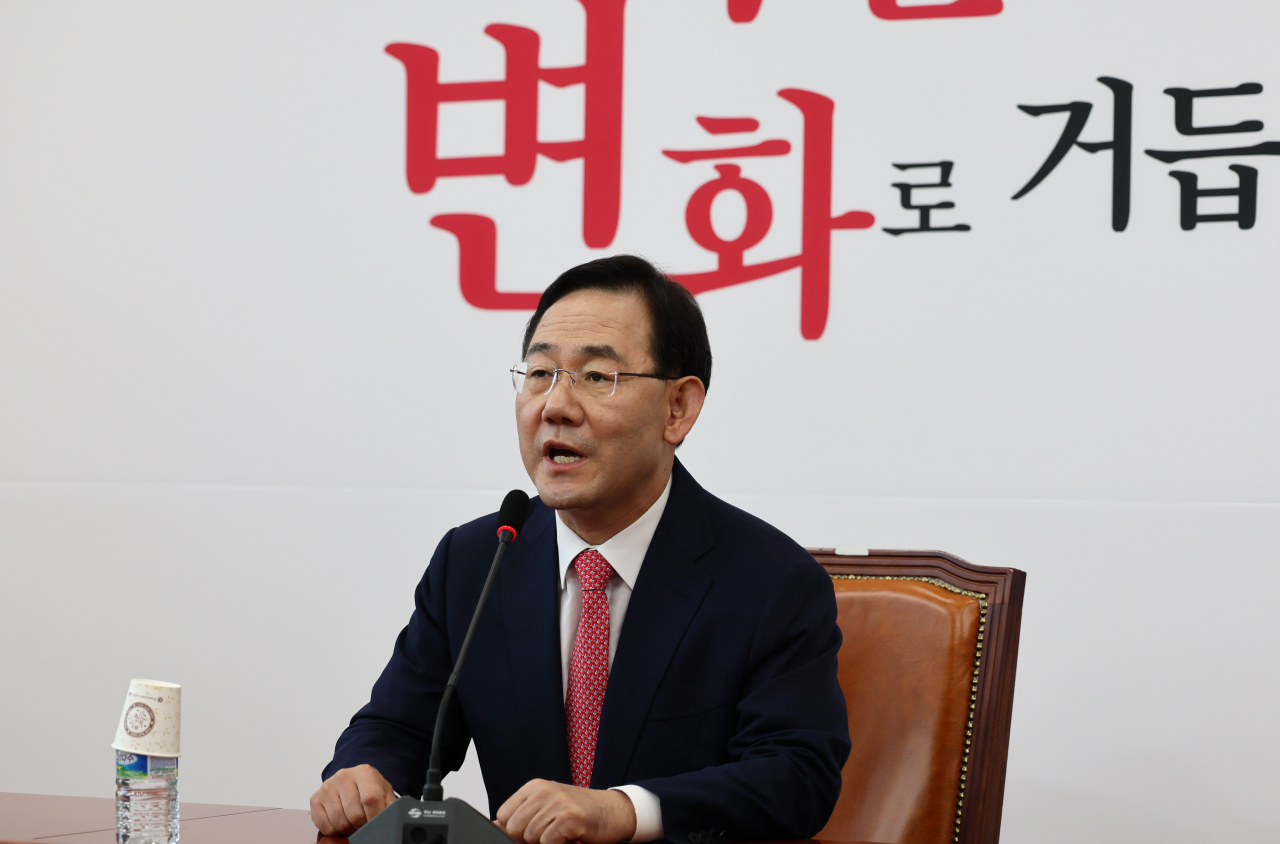 국민의힘 주호영 의원이 6일 오전 국회에서 기자회견을 열고 당이 추진하는 '새 비상대책위원회'에서 비대위원장직을 맡지 않겠다고 밝히고 있다. 이상섭 기자