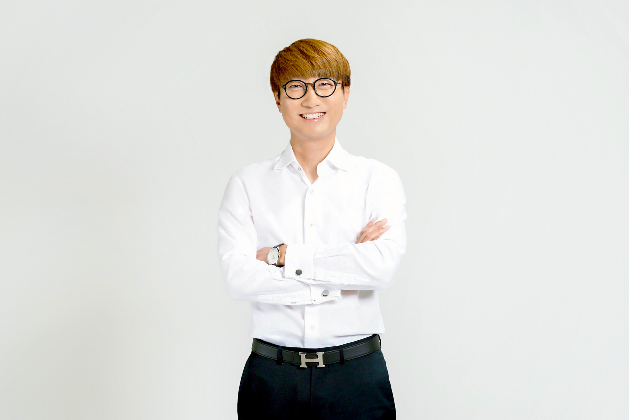 김신배 라인 디지털 프론티어 공동대표[네이버웹툰 제공]