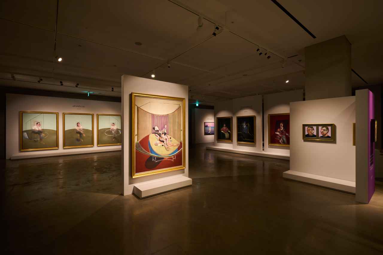 An installation view of “Flesh and Soul: Bacon/Ghenie” in Seoul (Christie‘s)