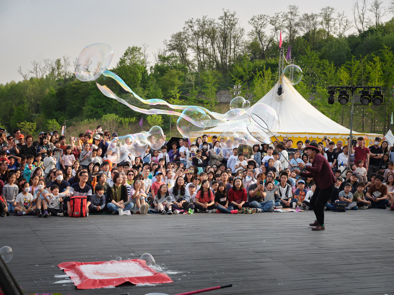 A scene from a previous “Circus Cabaret” (SFAC)