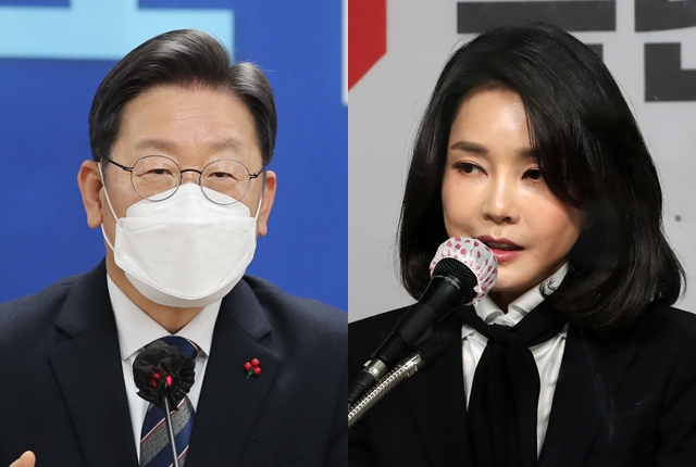 이재명 더불어민주당 대표(왼쪽)와 윤석열 대통령 부인 김건희 여사. [연합]