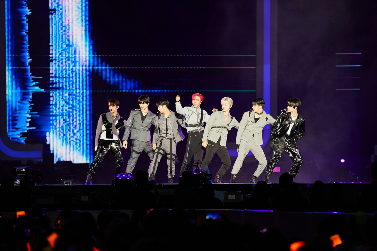 K-pop boy band NCT Dream conducts a concert "The Dream Show 2 - In a Dream" at the Olympic Stadium in Jamsil, Seoul, on Sept. 8. (SM Entertainment)