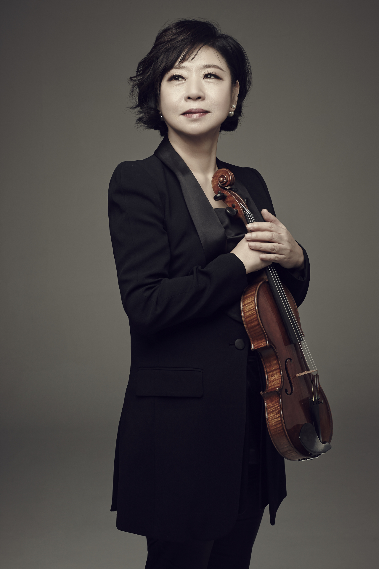 Celebrating 45 years after New York debut, violinist Lee Sung-ju to perform  Mozart - The Korea Herald