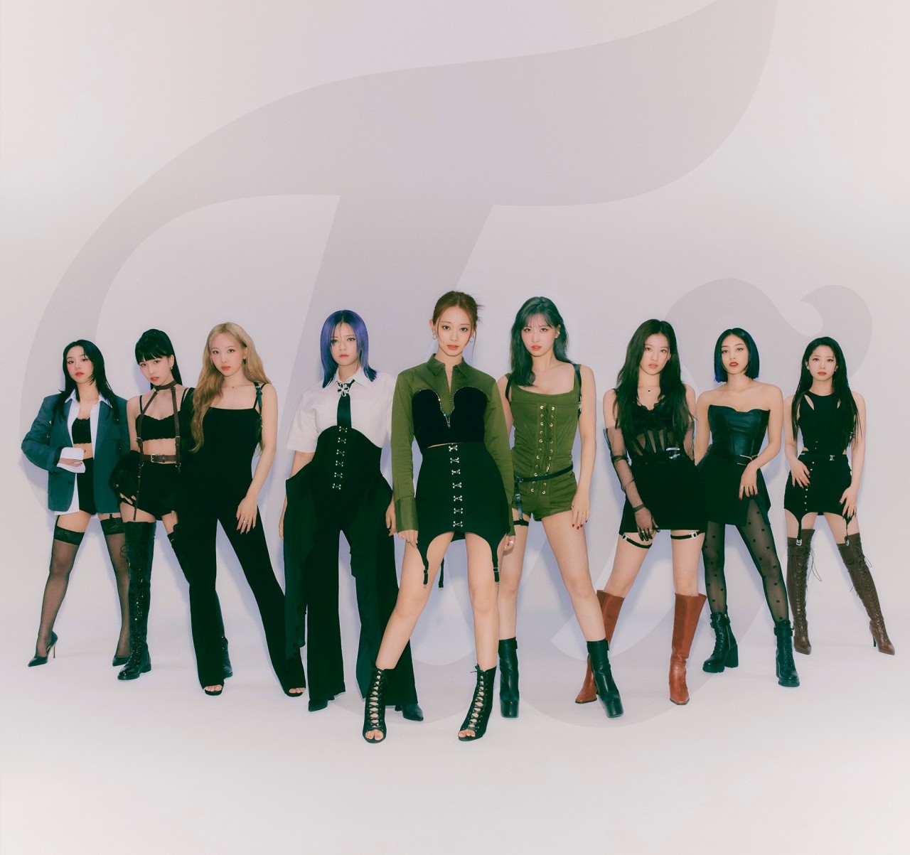 JYP overtakes entertainment giant CJ ENM in market cap - THE INVESTOR