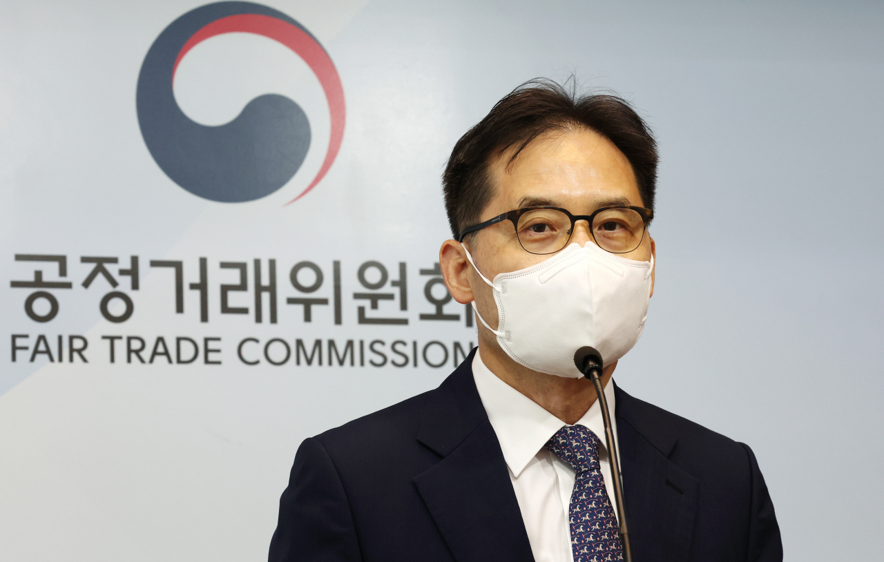 한기정 신임 공정거래위원장이 19일 오전 세종시 정부세종청사에서 출입기자단과의 간담회에 앞서 인사말하고 있다.[연합]