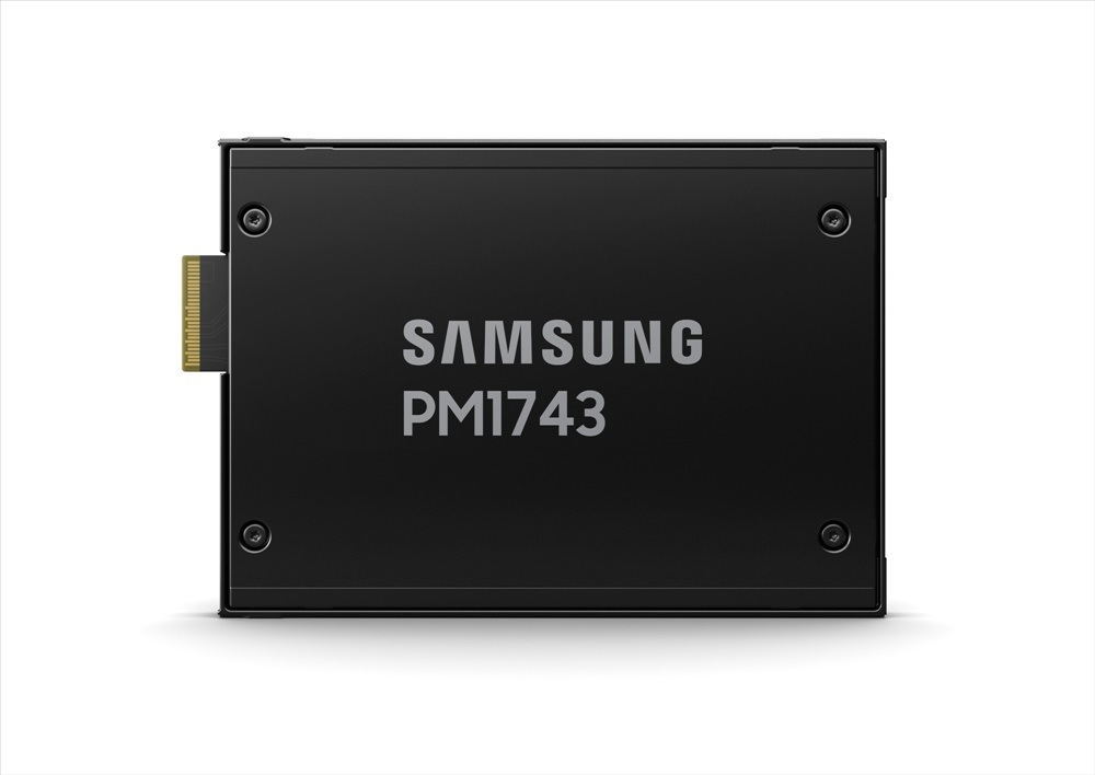 삼성전자의 엔터프라이즈 서버용 고성능 SSD ‘PM1743’. [삼성전자 제공]