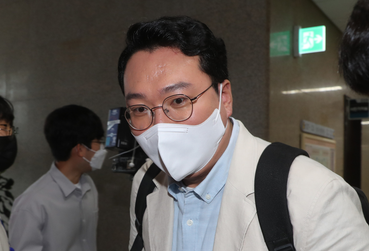 국민의힘 천하람 혁신위원이 5일 오후 국회에서 비공개로 열린 혁신위원회 전체회의에 참석하고 있다. [연합]