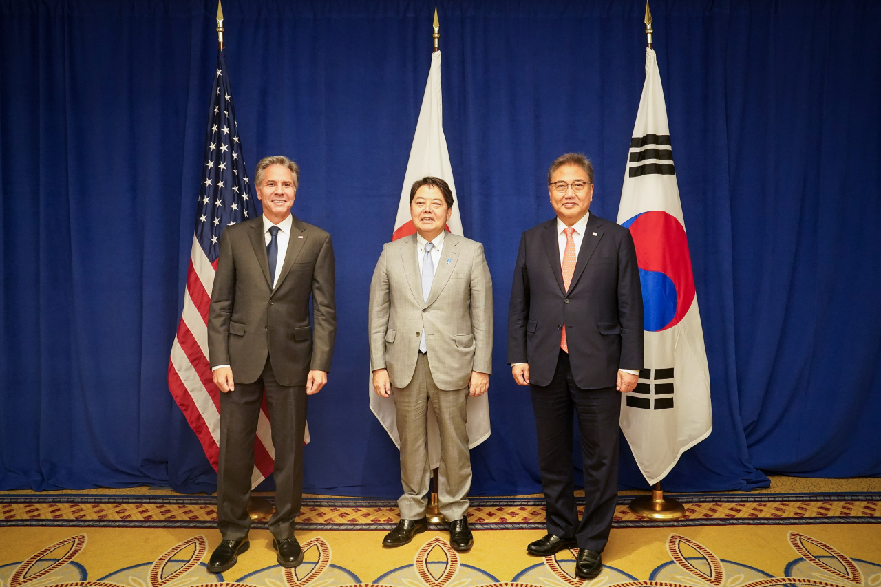 박진 외교부 장관은 22일(현지시간) 제77차 유엔총회를 계기로 미국 뉴욕에서 토니 블링컨 미 국무부 장관과 하야시 요시마사 일본 외무상과 한미일 외교장관 회담을 개최했다. [외교부 제공]