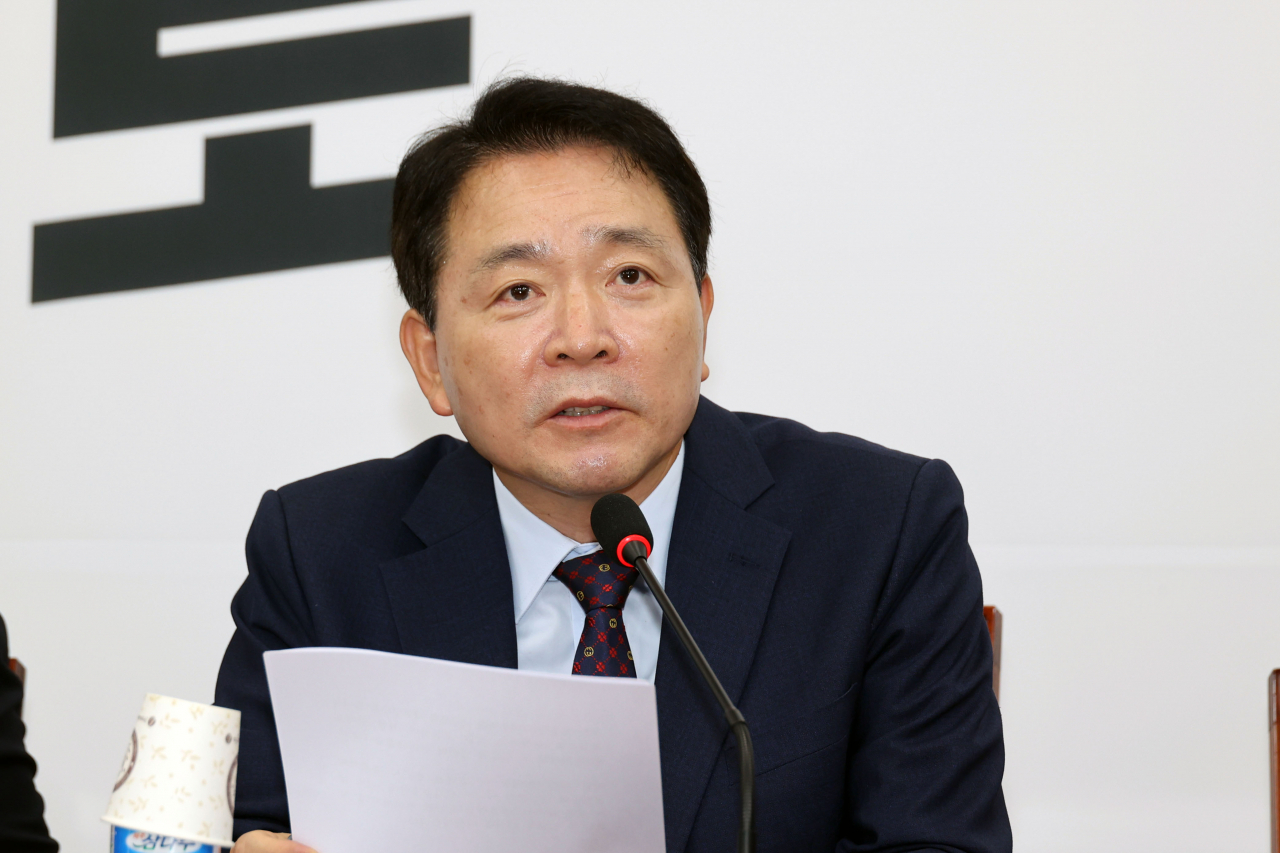 성일종 국민의힘 정책위의장이 지난 22일 서울 여의도 국회에서 열린 비대위원회에서 발언을 하고 있다. [이상섭 기자]