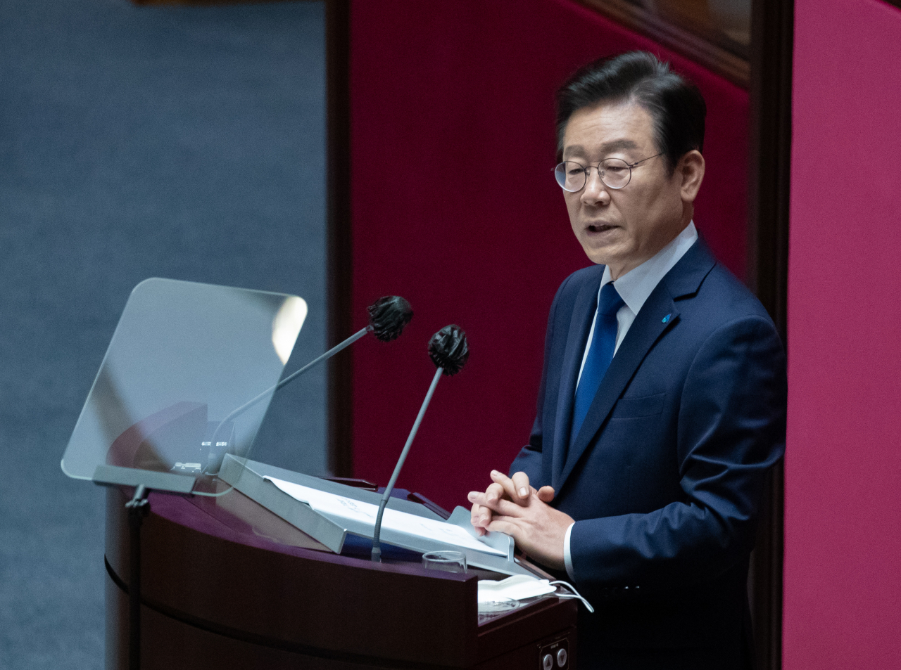 더불어민주당 이재명 대표가 28일 서울 여의도 국회에서 열린 본회의에서 교섭단체 대표연설을 하고 있다. [연합]