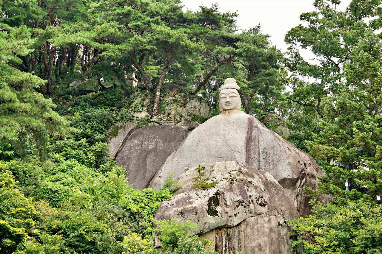 마애여래입상