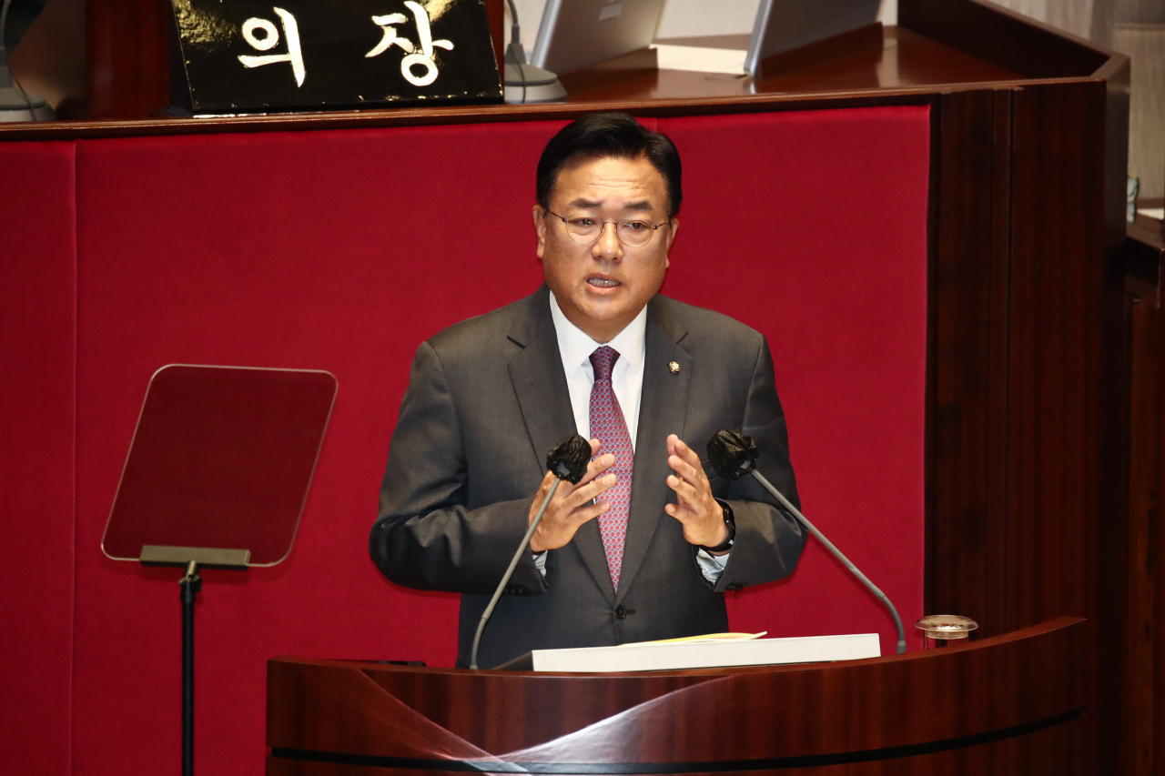 국민의힘 정진석 비상대책위원장이 29일 오전 국회에서 열린 본회의에서 교섭단체 대표연설을 하고 있다. [연합]