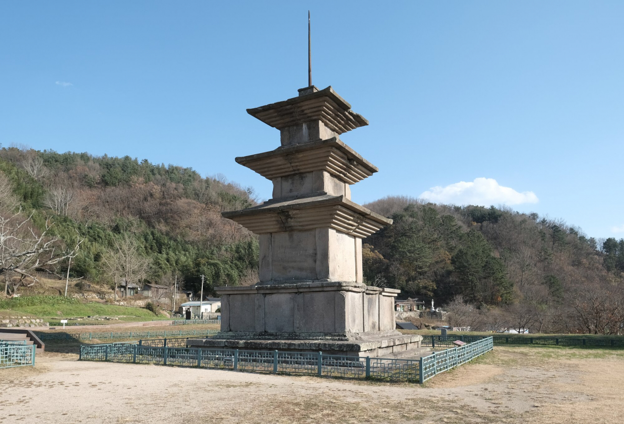 국보 경주 감은사지 3층석탑