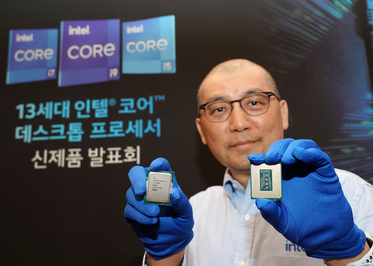 이주석 인텔코리아 부사장이 인텔 13세대 데스크톱 프로세서를 소개하고 있다. [인텔코리아 제공]