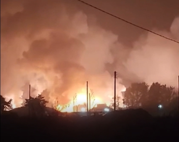 A missile which fell to the ground in a military airfield set off a fire in the eastern coastal city of Gangneung, Gangwon Province, Wednesday. (Yonhap)