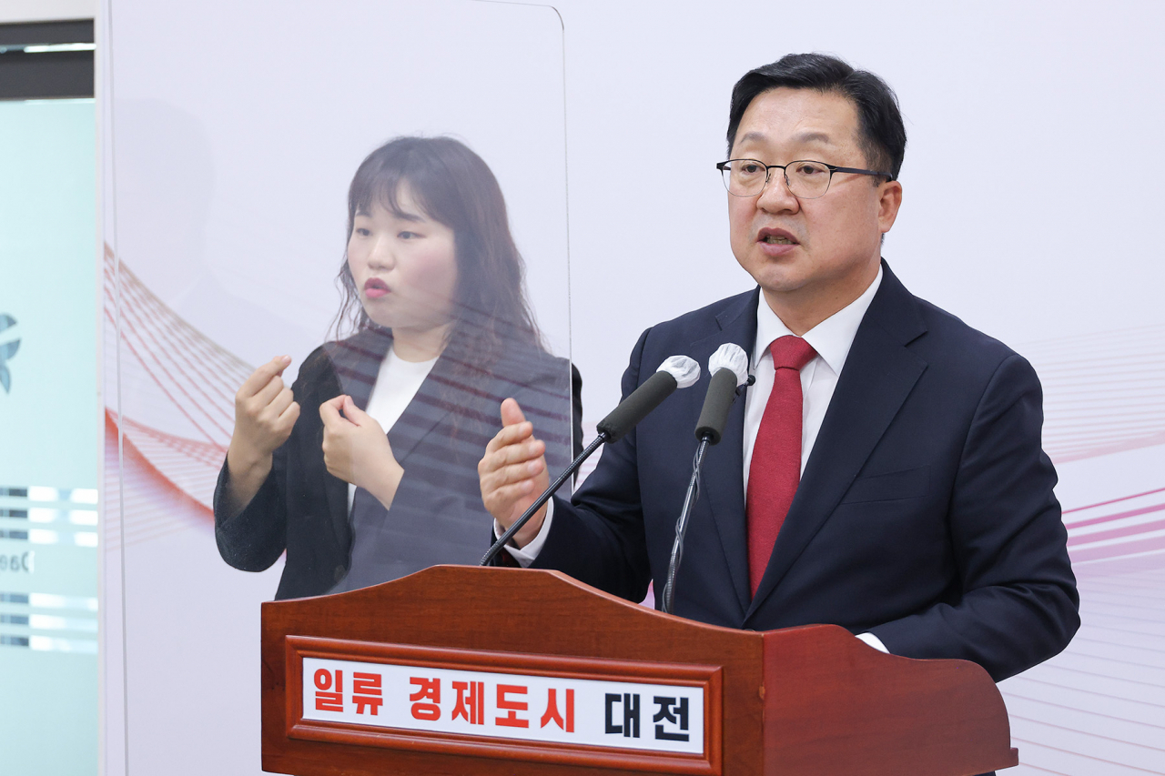 이장우 대전시장이 6일 기자브리핑을 개최하고 민선 8기 100을 맞아 일류경제도시 대전실현을 위한 100대 핵심과제를 발표했다.