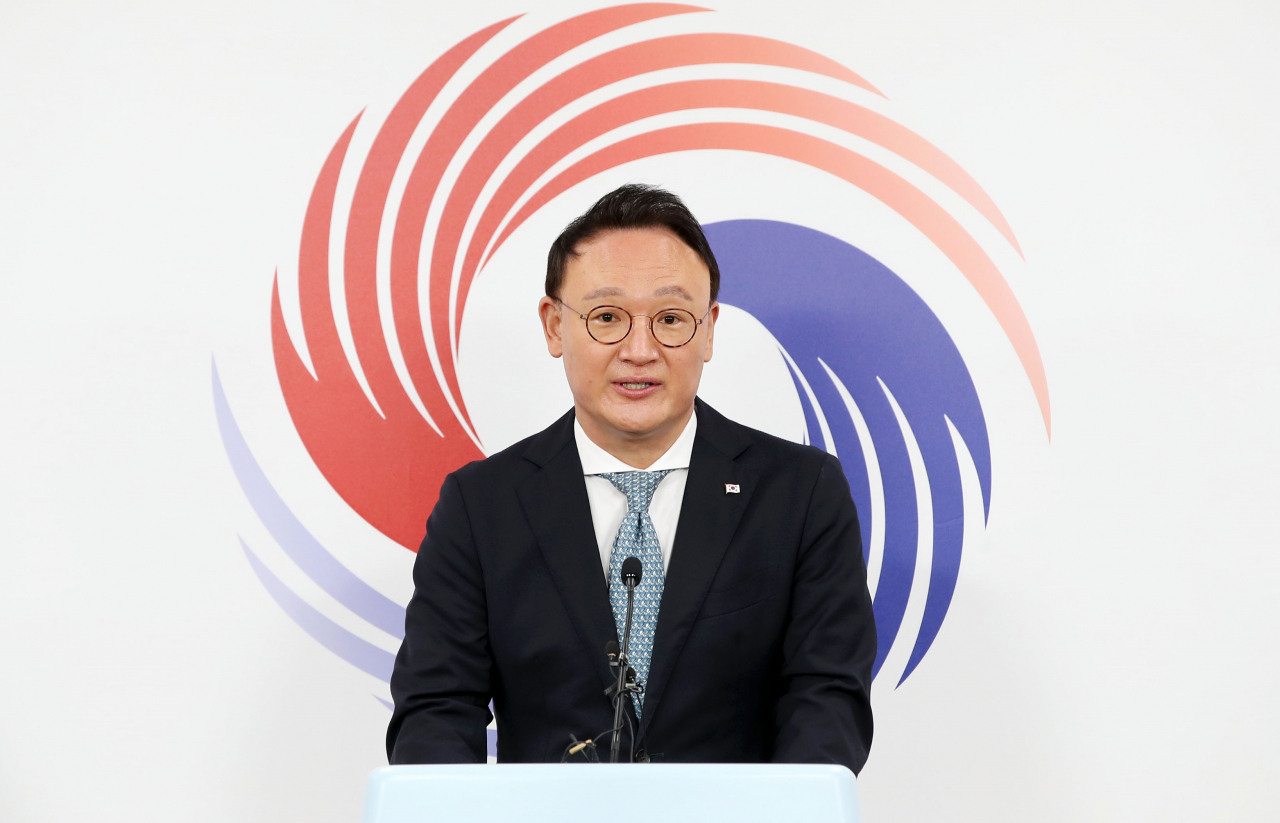 안상훈 대통령실 사회수석이 7일 오전 서울 용산 대통령실 청사 오픈라운지에서 여성가족부 폐지와 관련해 브리핑하고 있다. [연합]