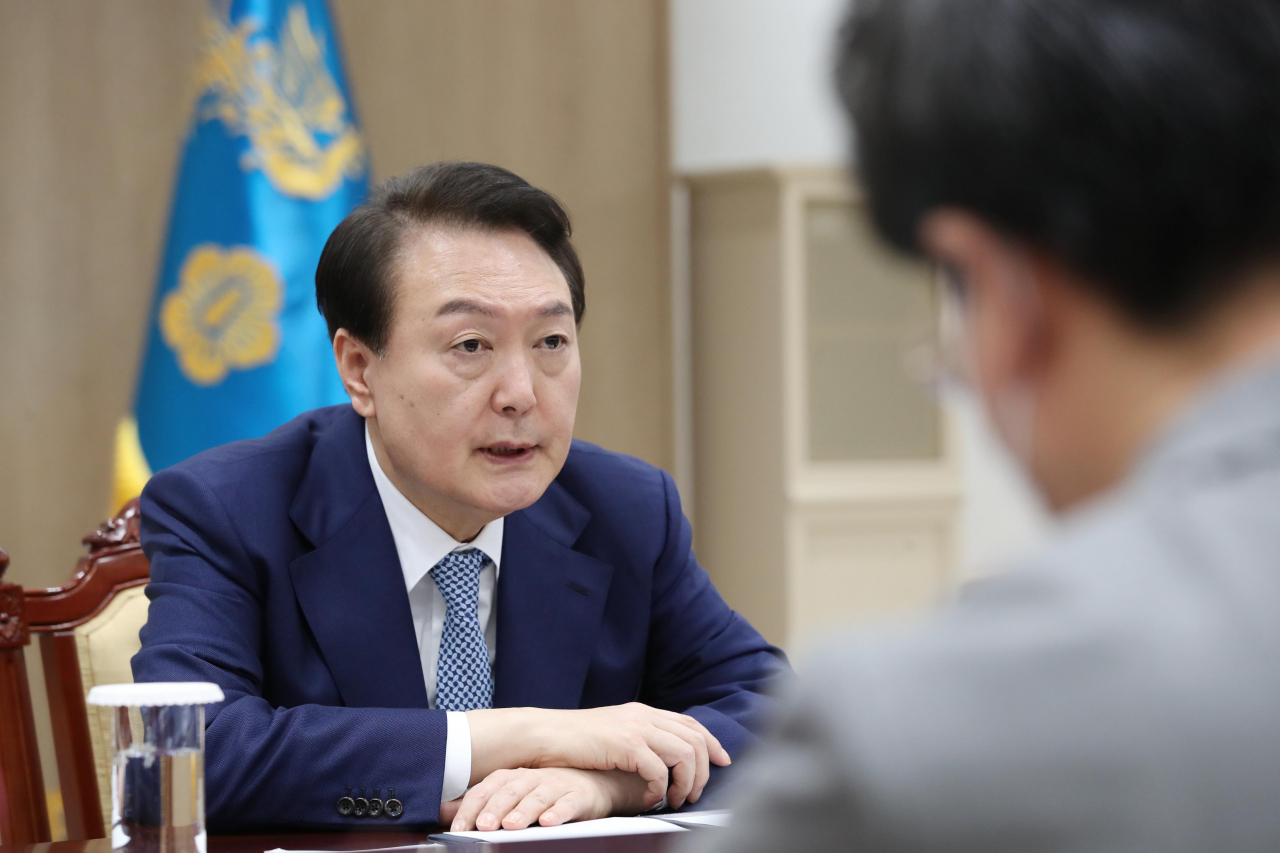 윤석열 대통령이 7일 오전 서울 용산 대통령실 청사에서 열린 제10차 비상경제민생회의에서 발언하고 있다. [연합]