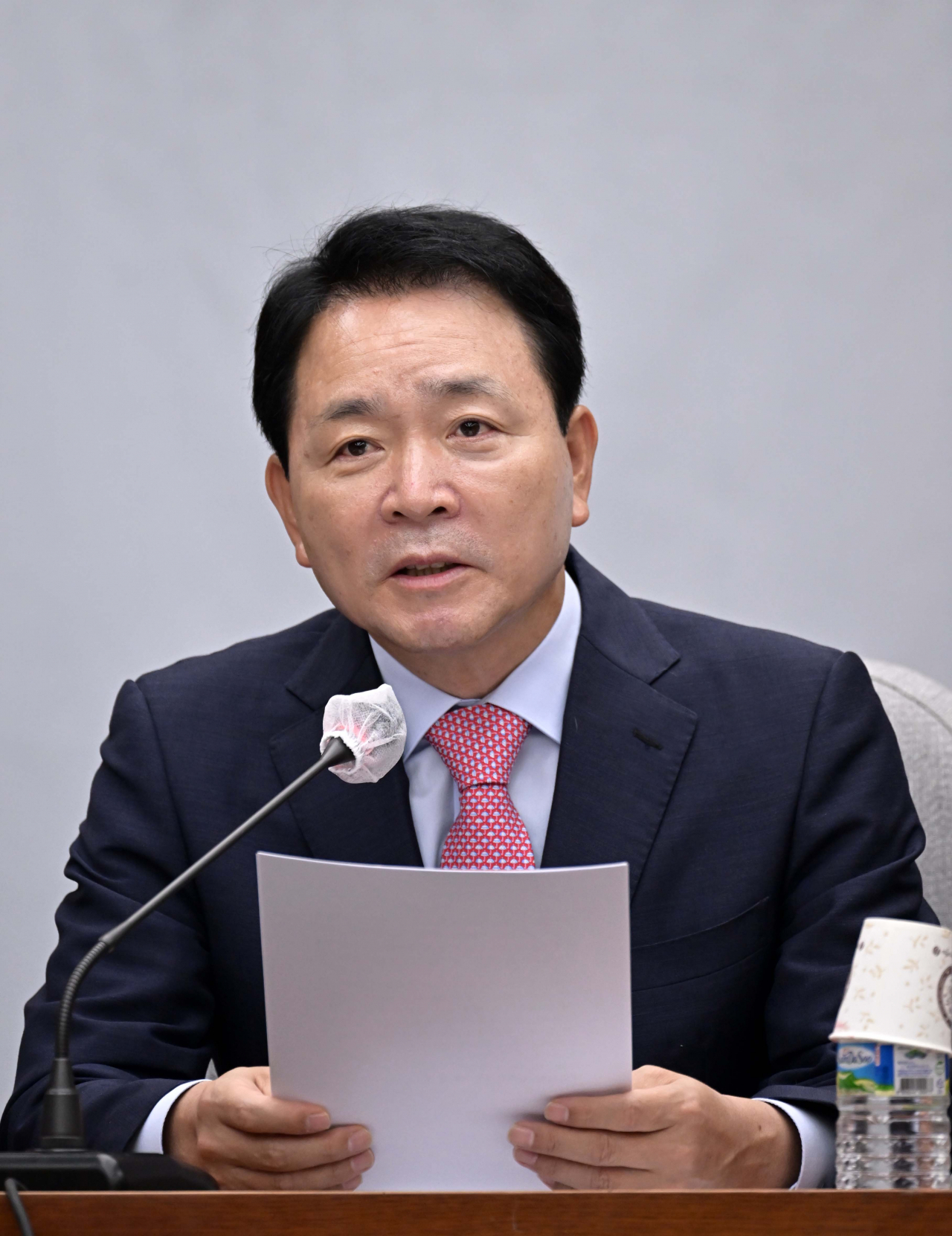 성일종 국민의힘 정책위의장이 지난 4일 서울 여의도 국회에서 열린 국감대책회의에서 발언하고 있다. [연합]