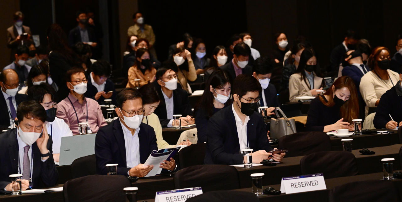 13일 서울 중구 신라호텔 다이너스티홀에서 열린 헤럴드기업포럼2022에서 참석자들이 강연을 경청하고 있다. 박해묵 기자