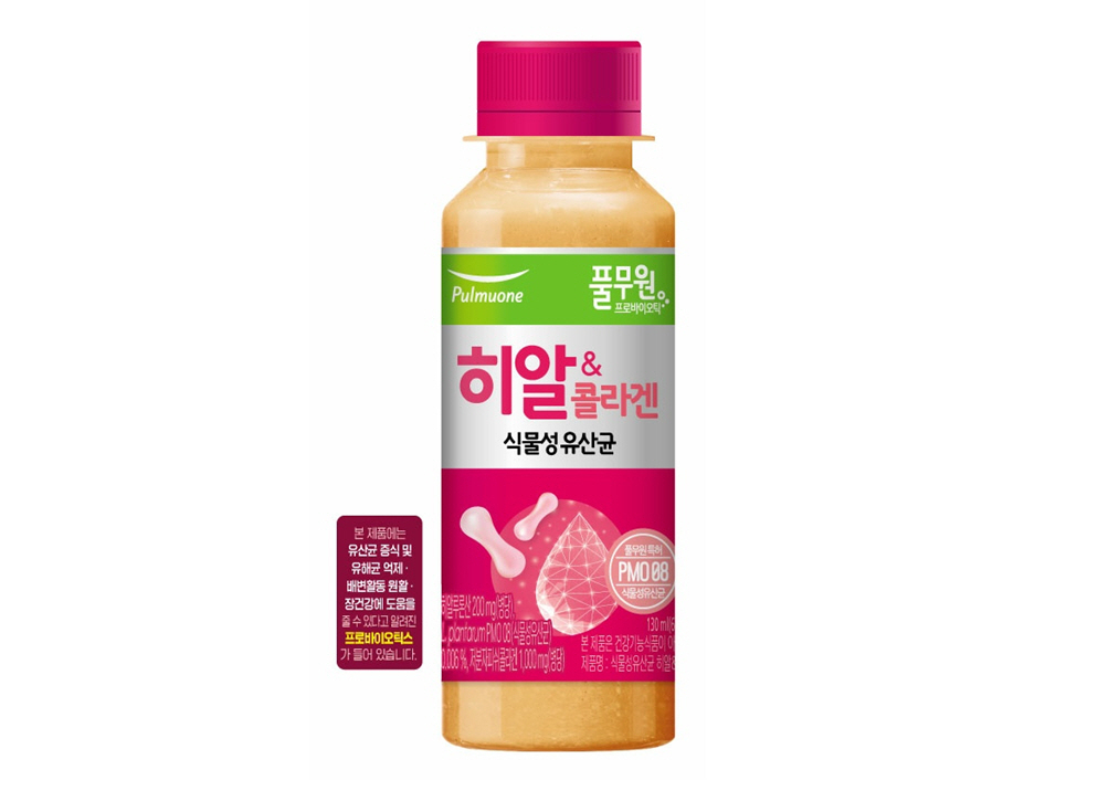 풀무원녹즙이 건강기능식품 성분인 프로바이오틱스에 히알루론산과 저분자 피쉬콜라겐을 더한 기능성 표시 건강음료 ‘식물성유산균 히알&콜라겐’을 17일 출시했다. [풀무원녹즙 제공]