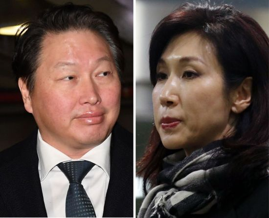 최태원(왼쪽) SK회장·노소영 아트센터 나비 관장[연합]