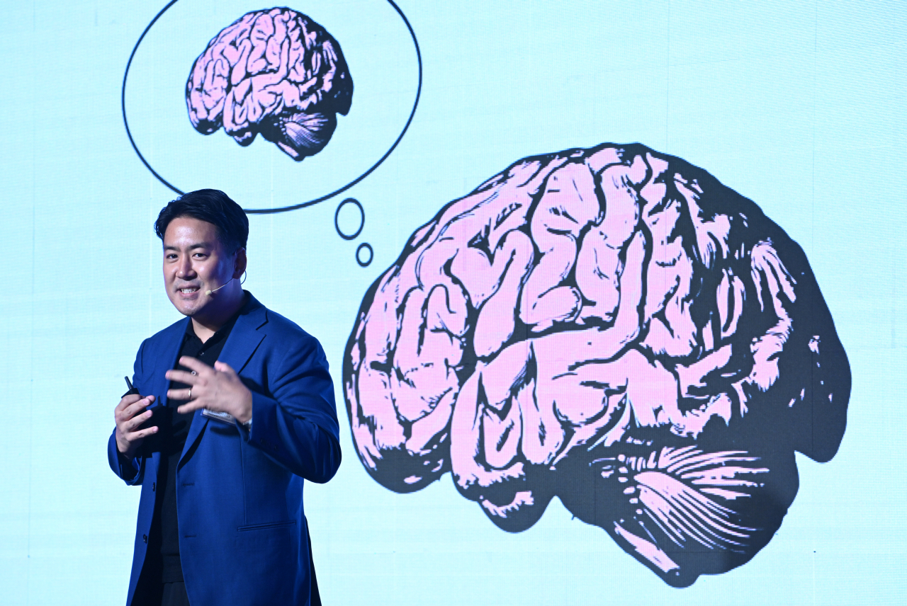 Chang Dong-seon speaks Wednesday at the Korea Herald Biz Forum which took place at the Four Seasons Hotel Seoul. (Im Se-jun)