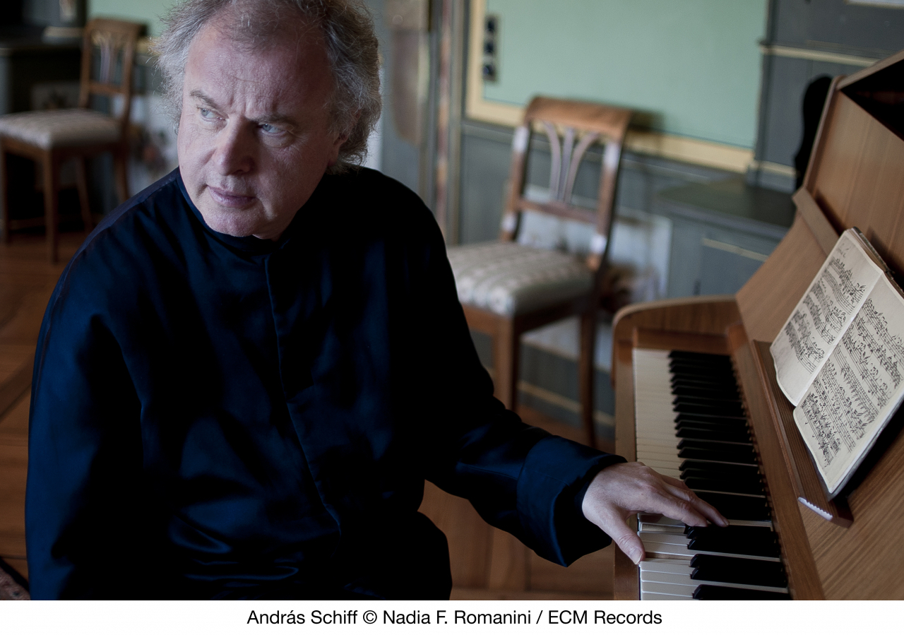 Pianist Andras Schif (Mast Media)