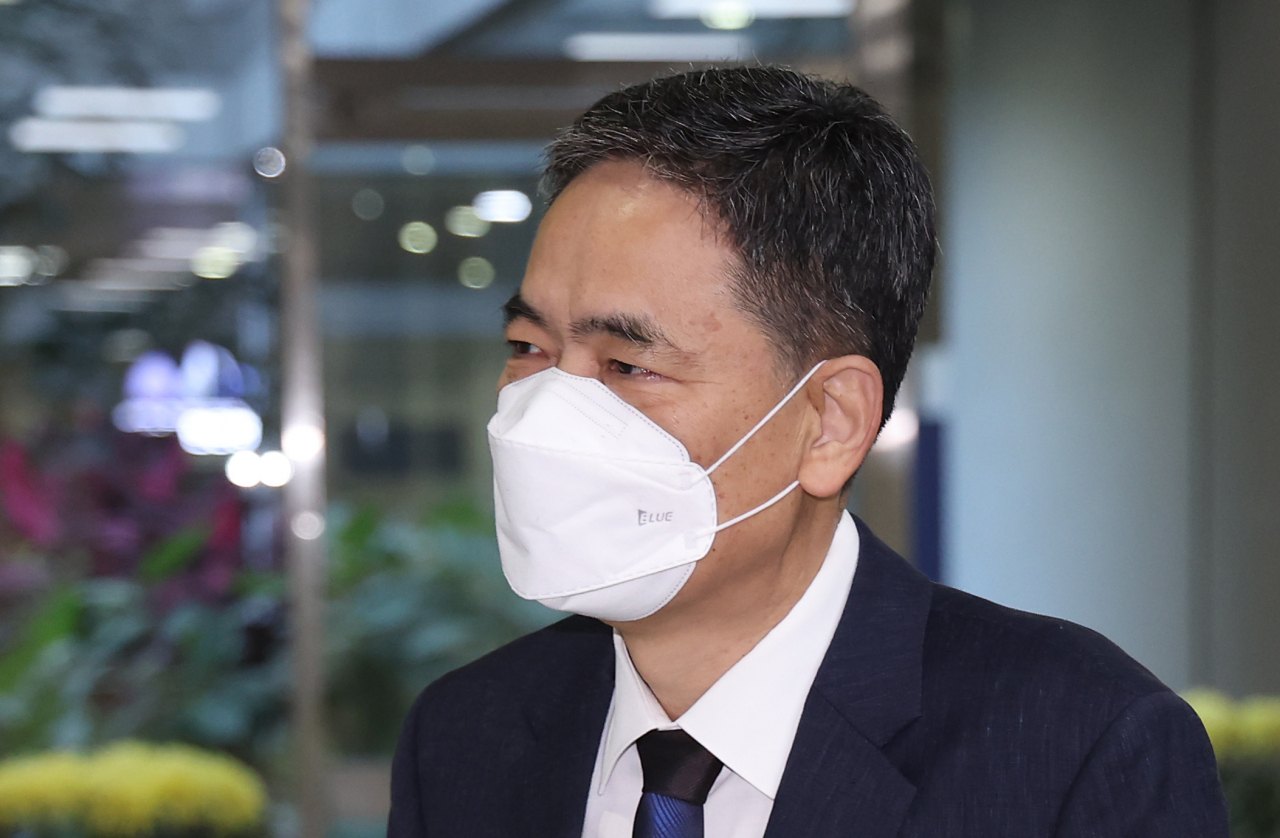 대장동 개발사업에 도움을 주고 뇌물을 수수한 혐의로 재판을 받고 있는 곽상도 전 국민의힘 의원. [연합]