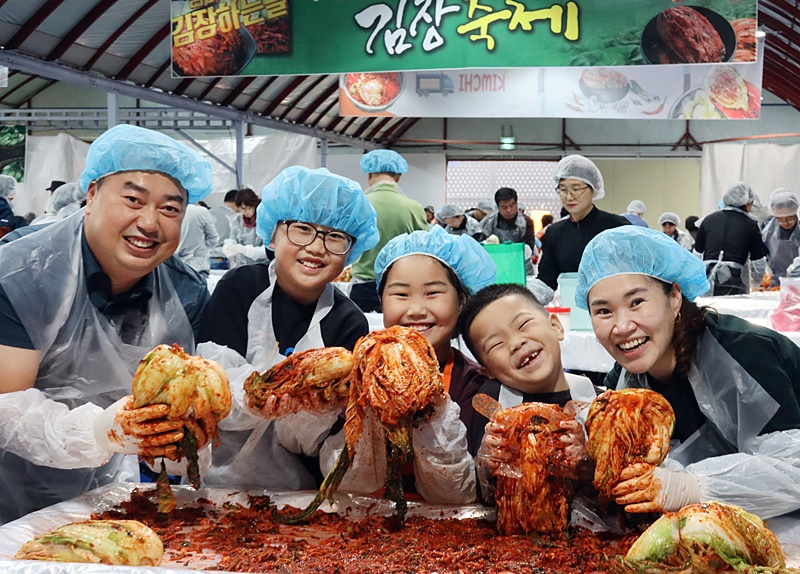 팬데믹 이전, 평창 고랭기 김장 축제 모습