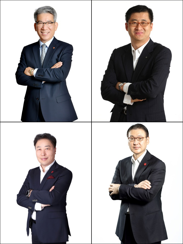 왼쪽 위부터 시계방향으로 허병훈 백화점부문 기획전략본부장 부사장, 김영섭 신세계사이먼 대표이사, 형태준 신세계아이앤씨 대표이사, 정두영 신세계건설 건설부문 대표이사.[신세계 제공]