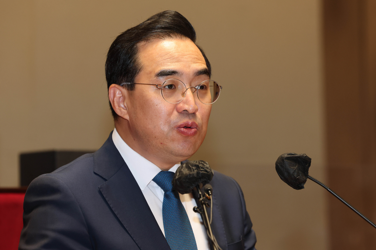 박홍근 더불어민주당 원내대표가 27일 국회에서 열린 의원총회에서 발언하고 있다. 이상섭 기자