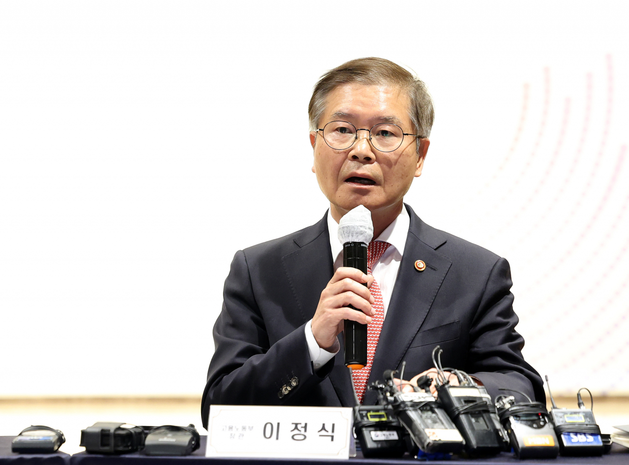 이정식 고용노동부 장관. [연합]