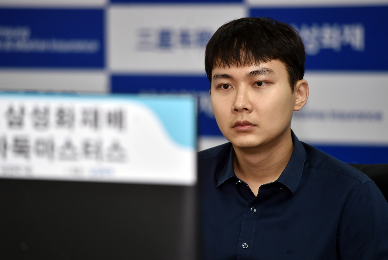 박정환 9단이 커제를 상대로 완승을 거두고 16강에 올랐다./한국기원 제공
