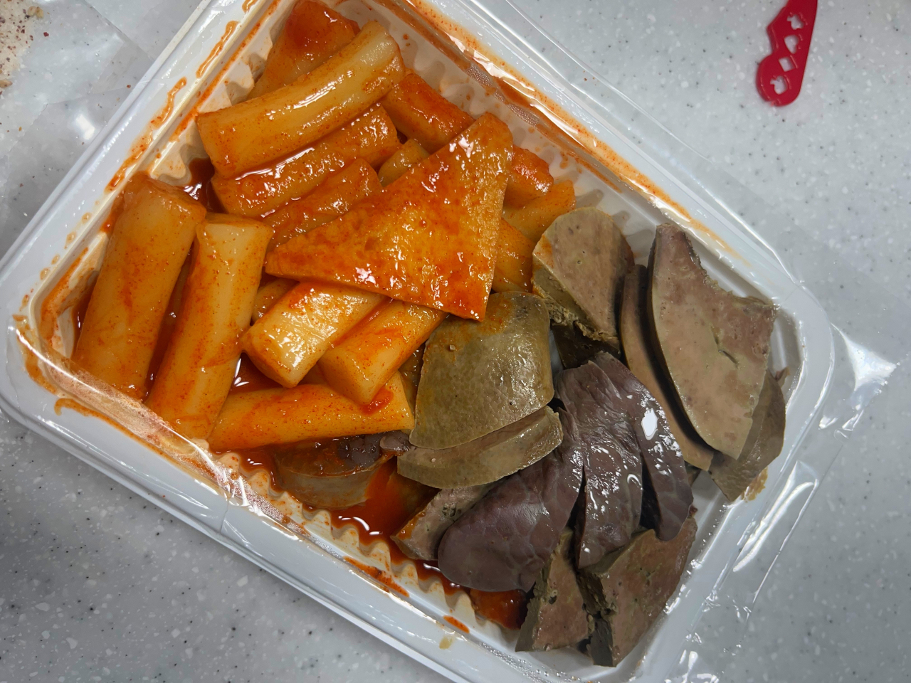 “떡볶이 10번 시킨 ‘단골’인데 서비스도 없어?” 뿔난 ‘배달족’에 무슨 일이