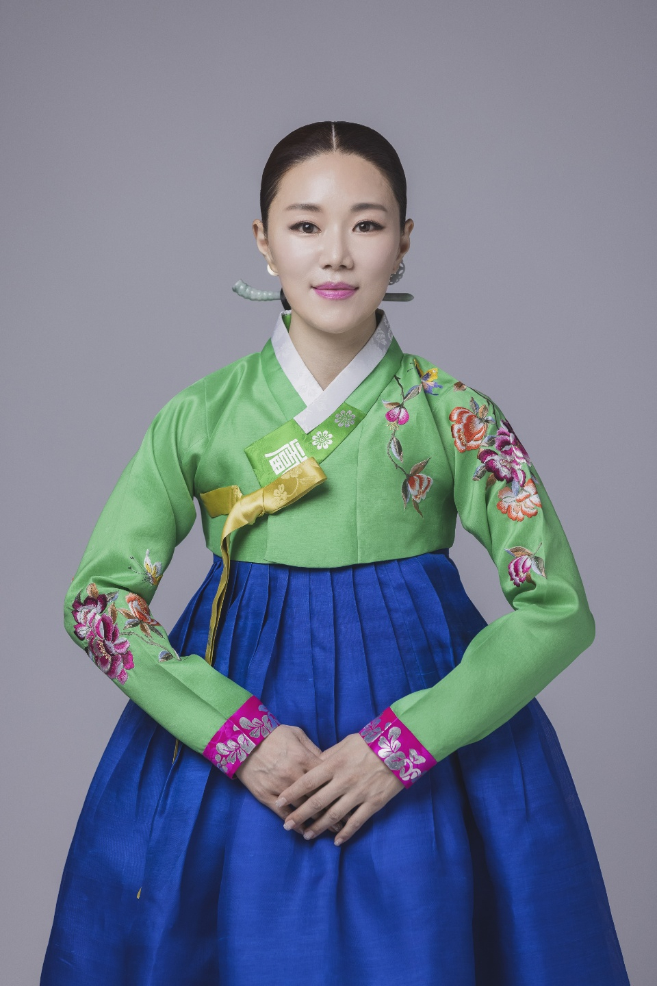공윤주