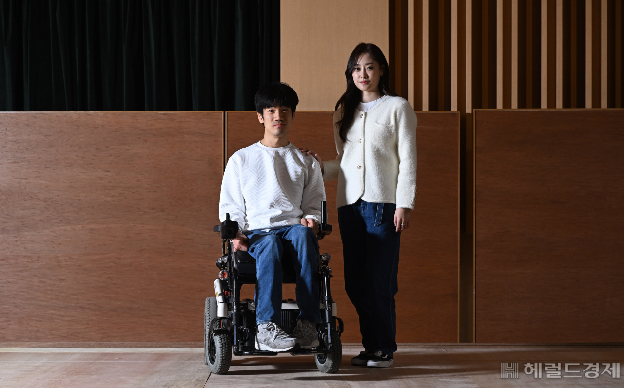 연극 ‘틴에이지 딕’ 배우 하지성, 김가린. 임세준 기자