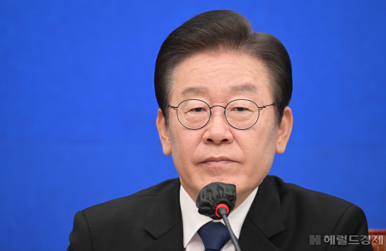 더불어민주당 이재명 대표가 9일 오전 서울 여의도 국회에서 열린 최고위원회의 - 산업재해 없는 안전한 노동 편에 참석해 발언을 하고 있다. 이상섭 기자