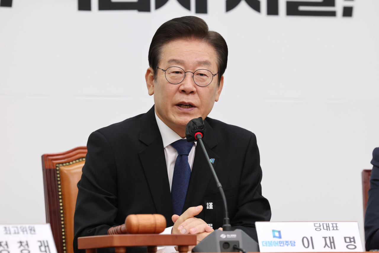 지난 11일 이재명 더불어민주당 대표가 국회에서 열린 최고위원회의에서 발언하고 있다. [연합]