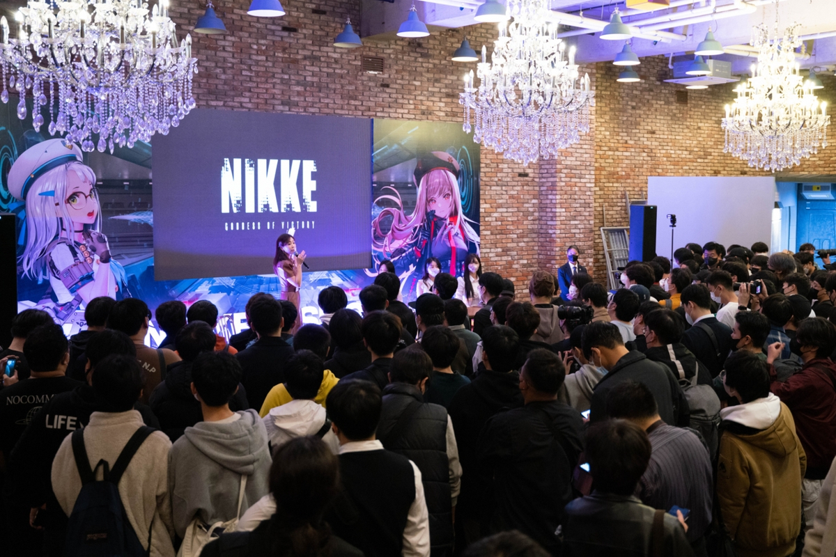 지난 주말 진행된 ‘승리의 여신: 니케’ 오프라인 행사장에 유저들이 몰린 모습[레벨 인피니트 제공]