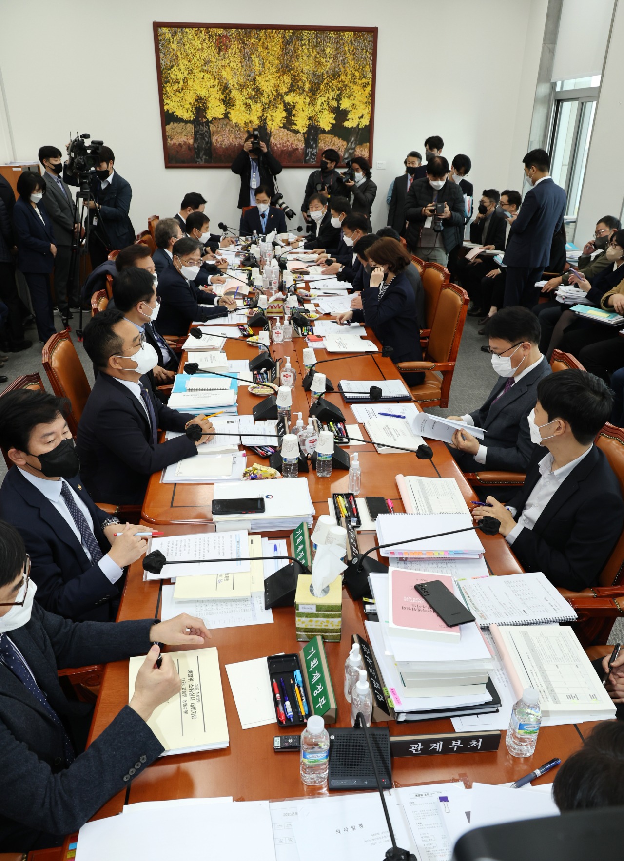 지난 17일 국회에서 예결위 제1차 2023년도예산안등조정소위원회가 열리고 있다. [연합]